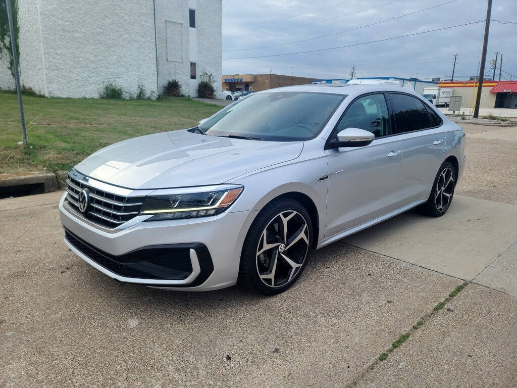 2020 VOLKSWAGEN Passat