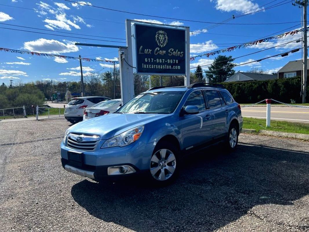 2012 SUBARU Outback