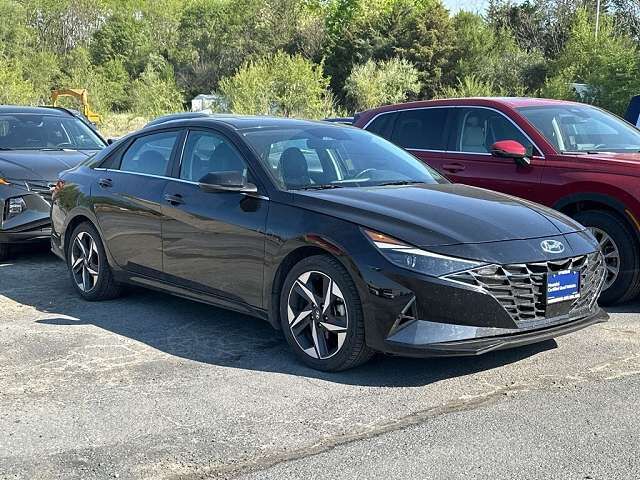 2023 HYUNDAI Elantra