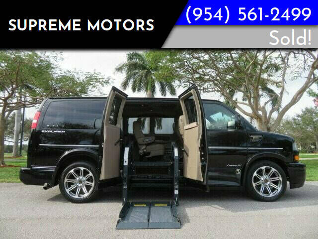 2017 CHEVROLET Express