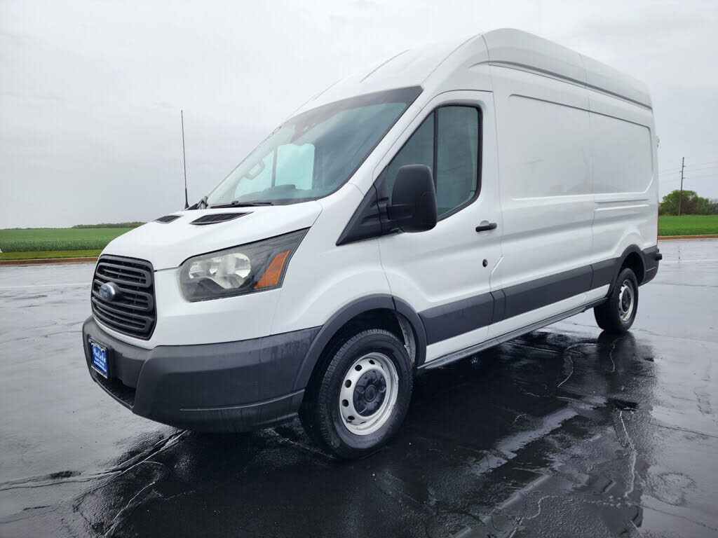 2015 FORD Transit
