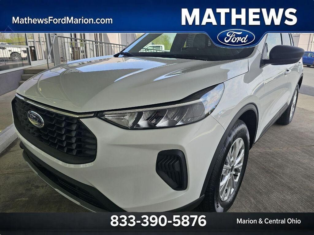 2025 FORD Escape