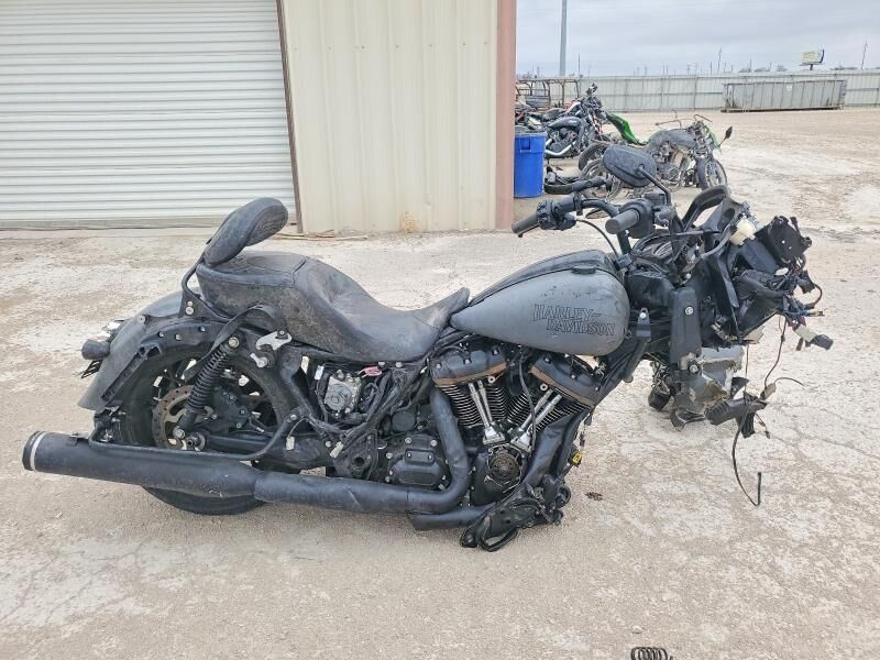 2022 HARLEY DAVIDSON FLTRXST / Road Glide ST