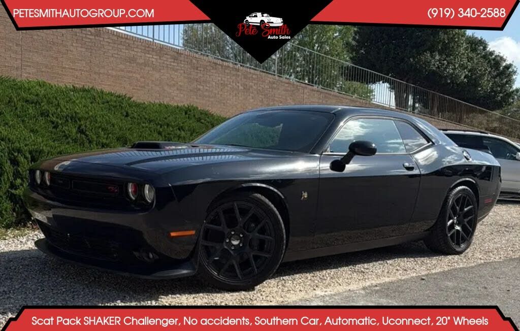 2016 DODGE Challenger