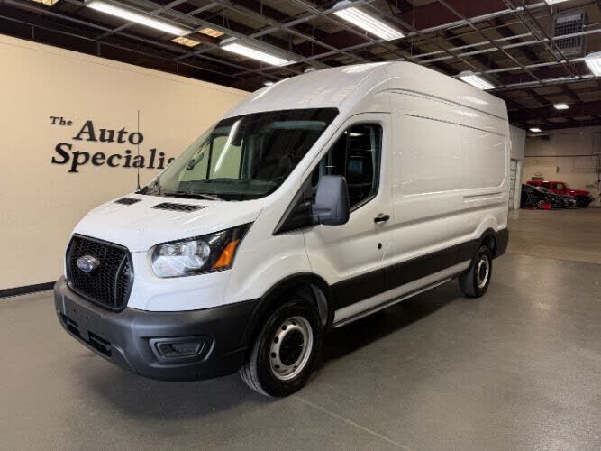 2023 FORD Transit