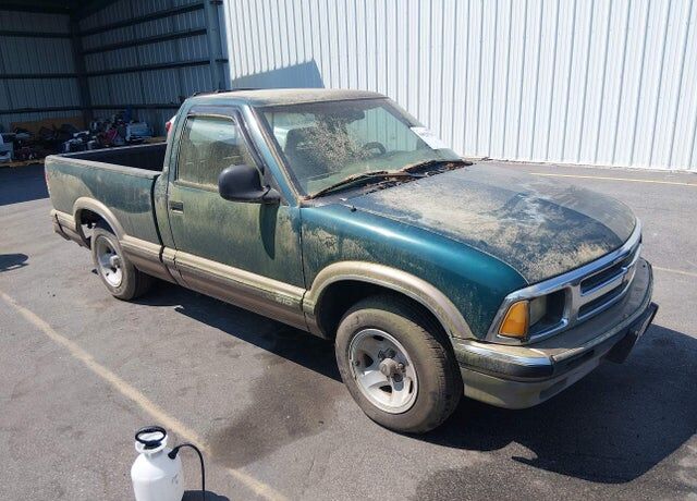 1996 CHEVROLET S-10 Pickup