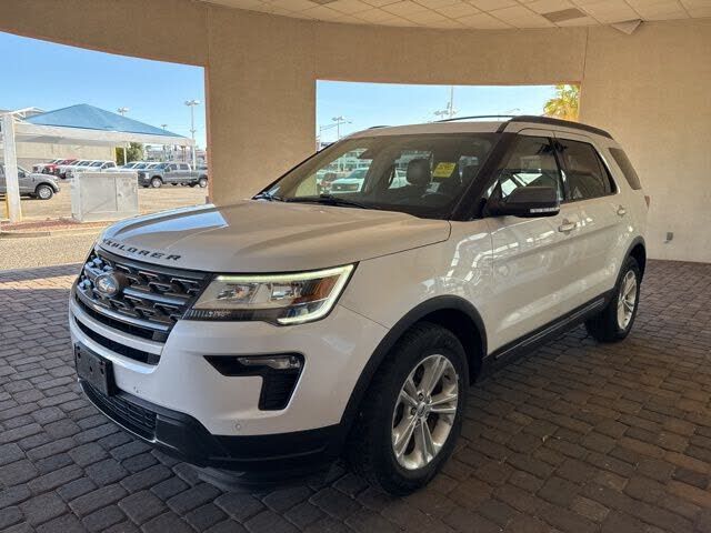2019 FORD Explorer
