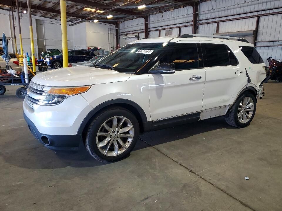 2015 FORD Explorer
