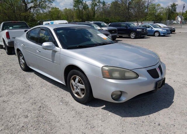 2004 PONTIAC Grand Prix