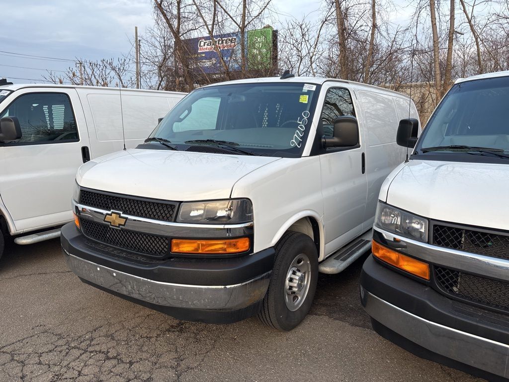 2024 CHEVROLET Express