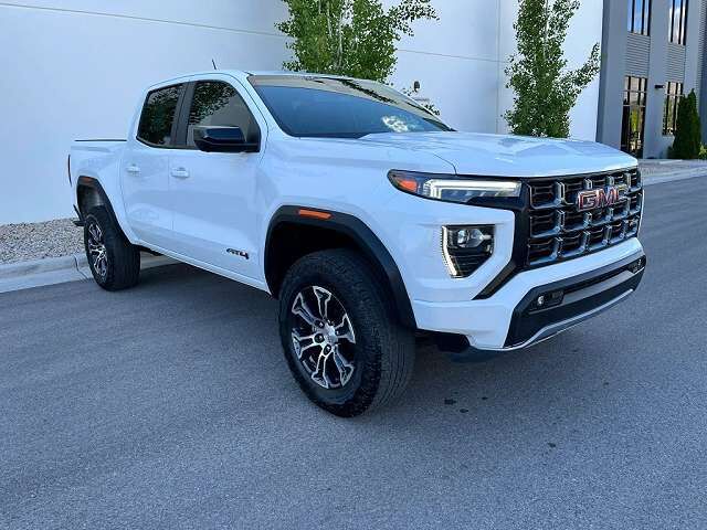 2024 GMC Canyon