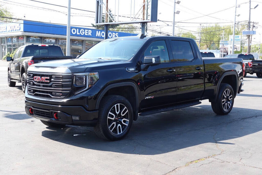 2023 GMC Sierra