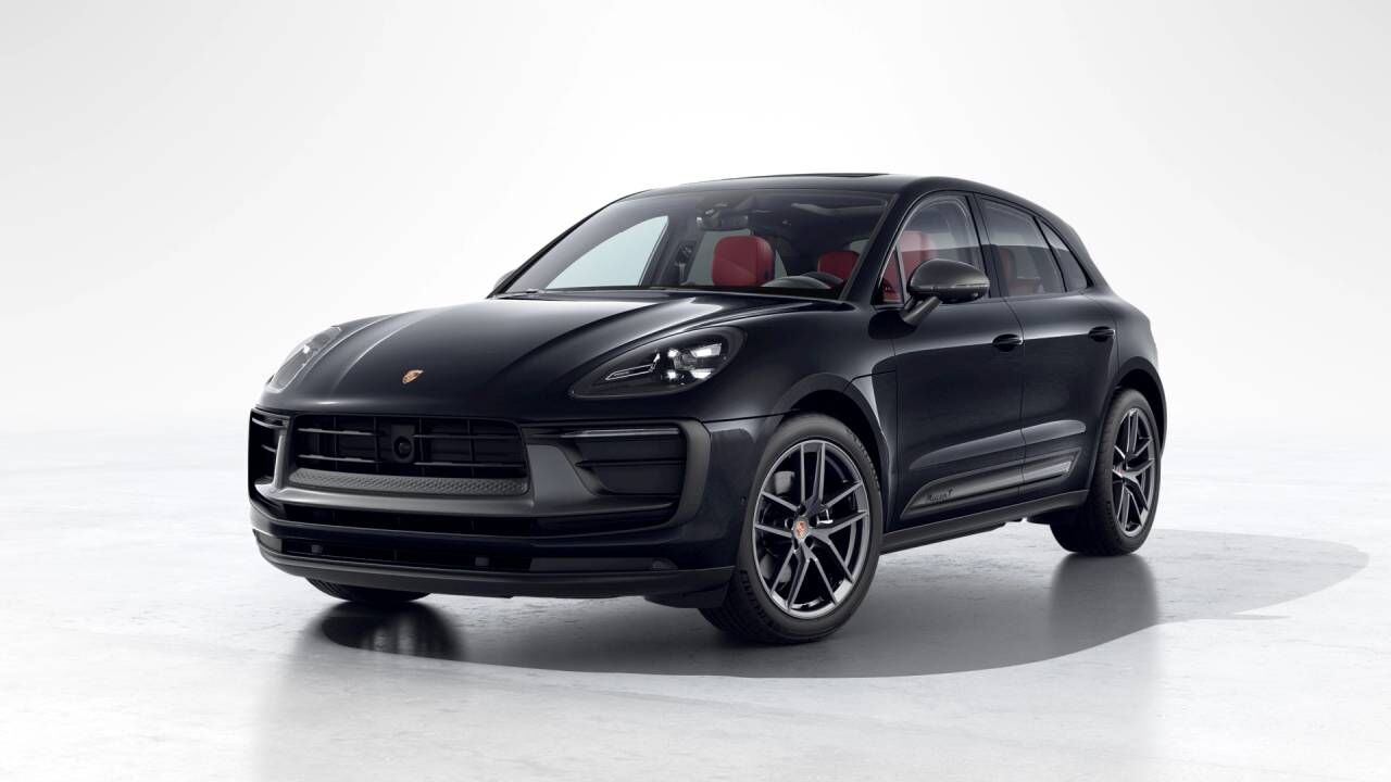 2026 PORSCHE Macan