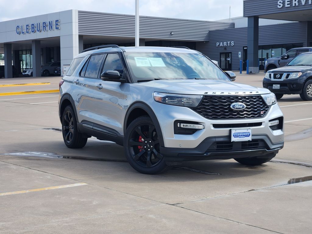 2023 FORD Explorer