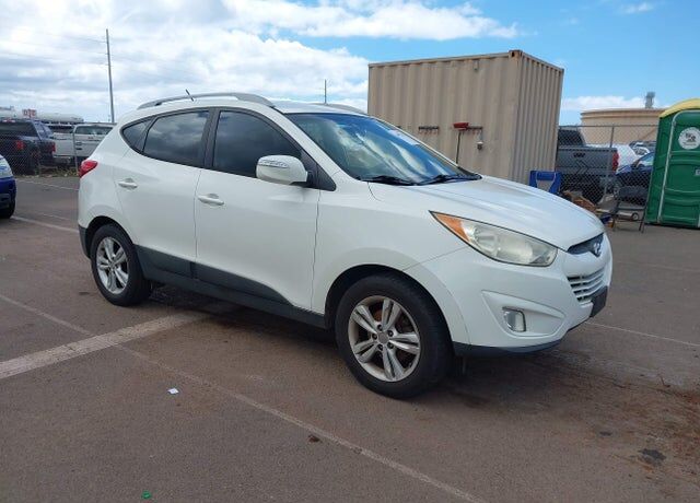 2013 HYUNDAI Tucson