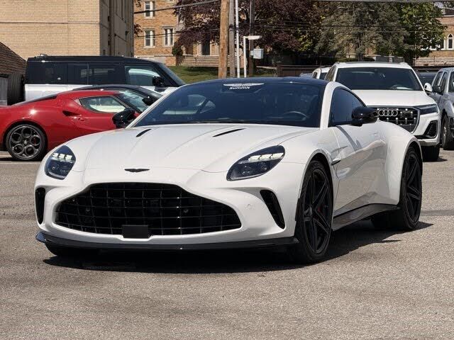 2025 ASTON MARTIN Vantage