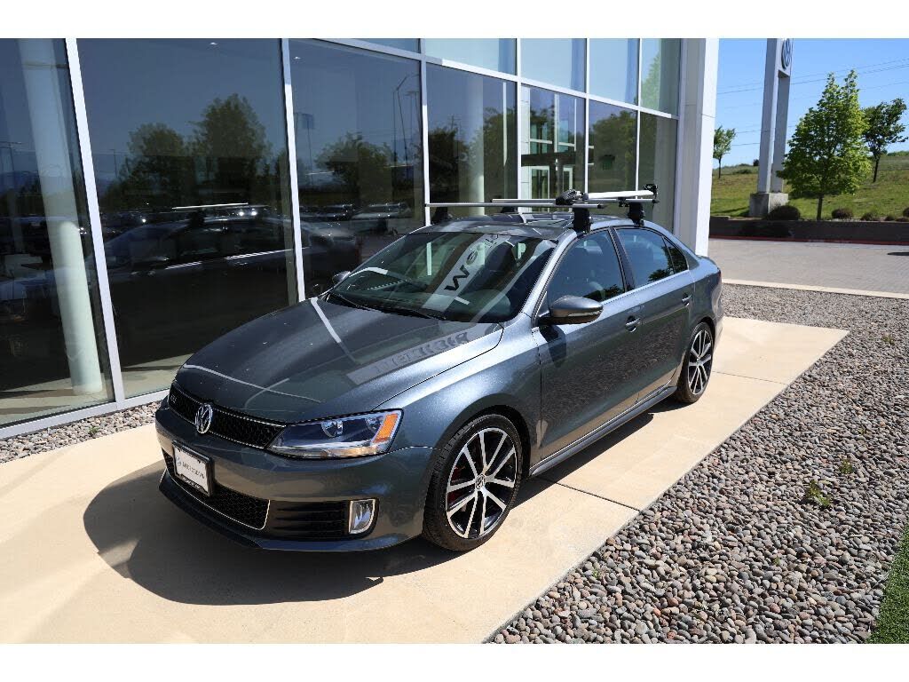 2012 VOLKSWAGEN Jetta