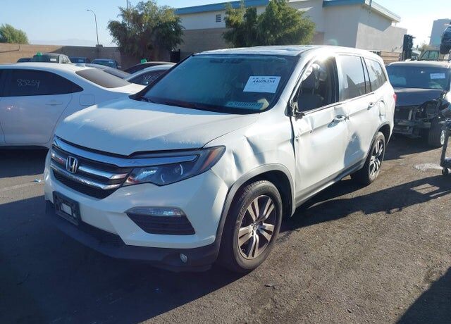 2017 HONDA Pilot