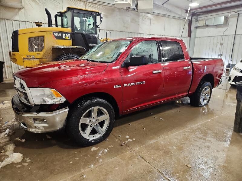 2012 DODGE Ram