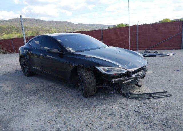 2021 TESLA Model S