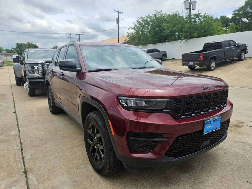 2024 JEEP Grand Cherokee