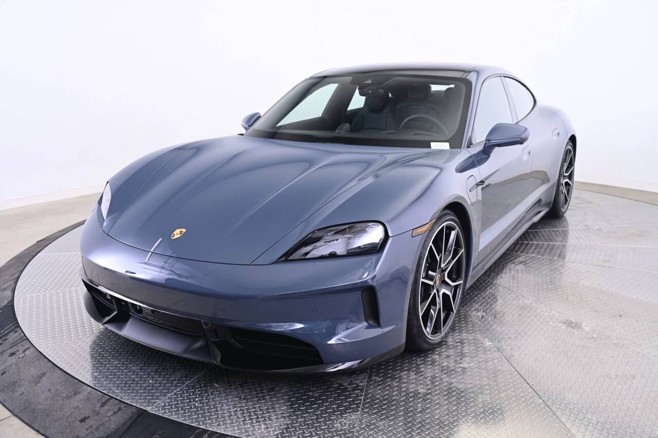2026 PORSCHE Taycan