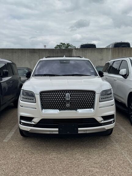 2019 LINCOLN Navigator L