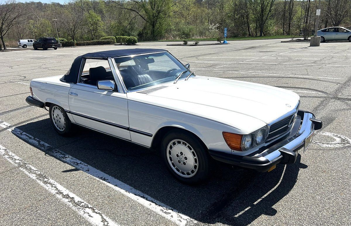 1985 MERCEDES-BENZ 380