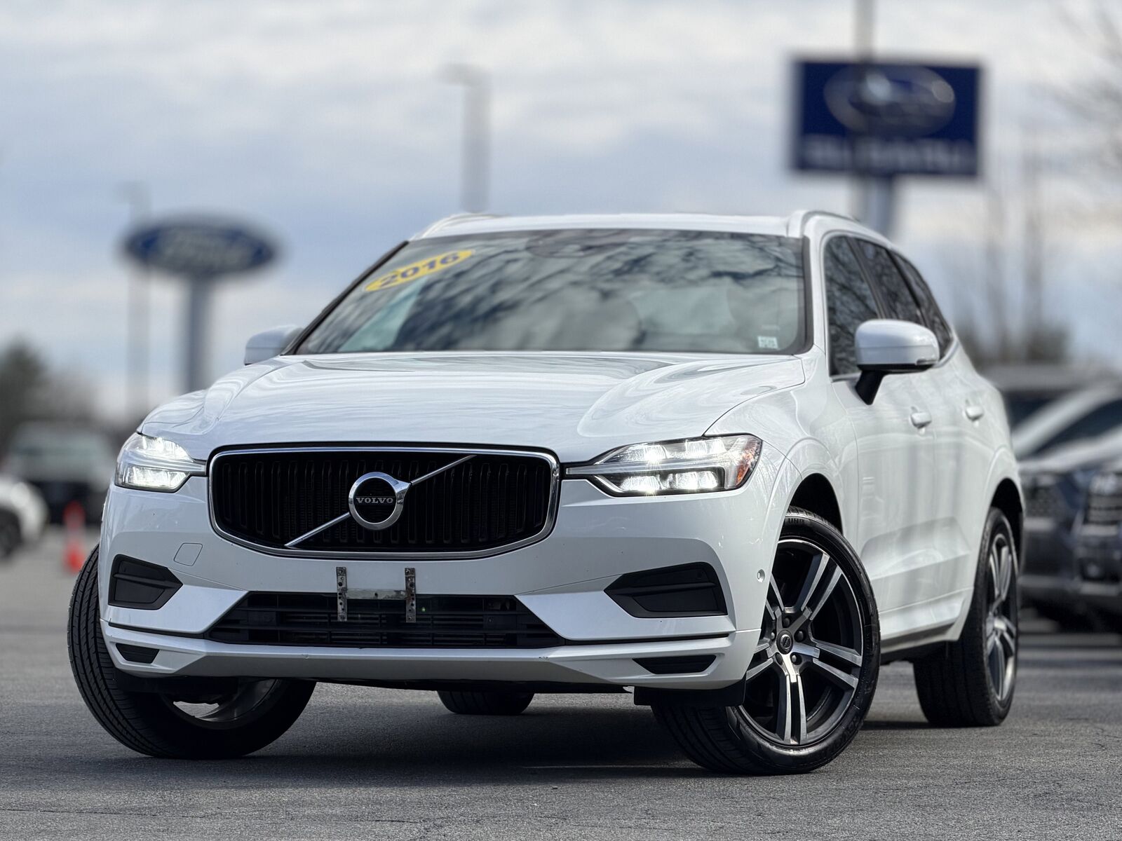 2019 VOLVO XC60