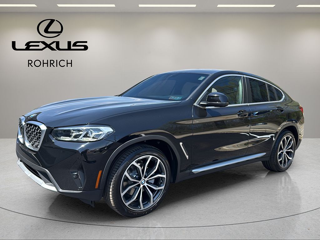 2022 BMW X4