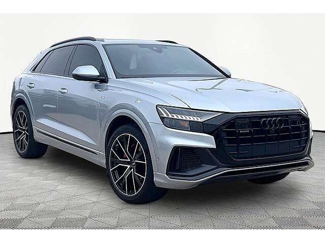 2023 AUDI Q8