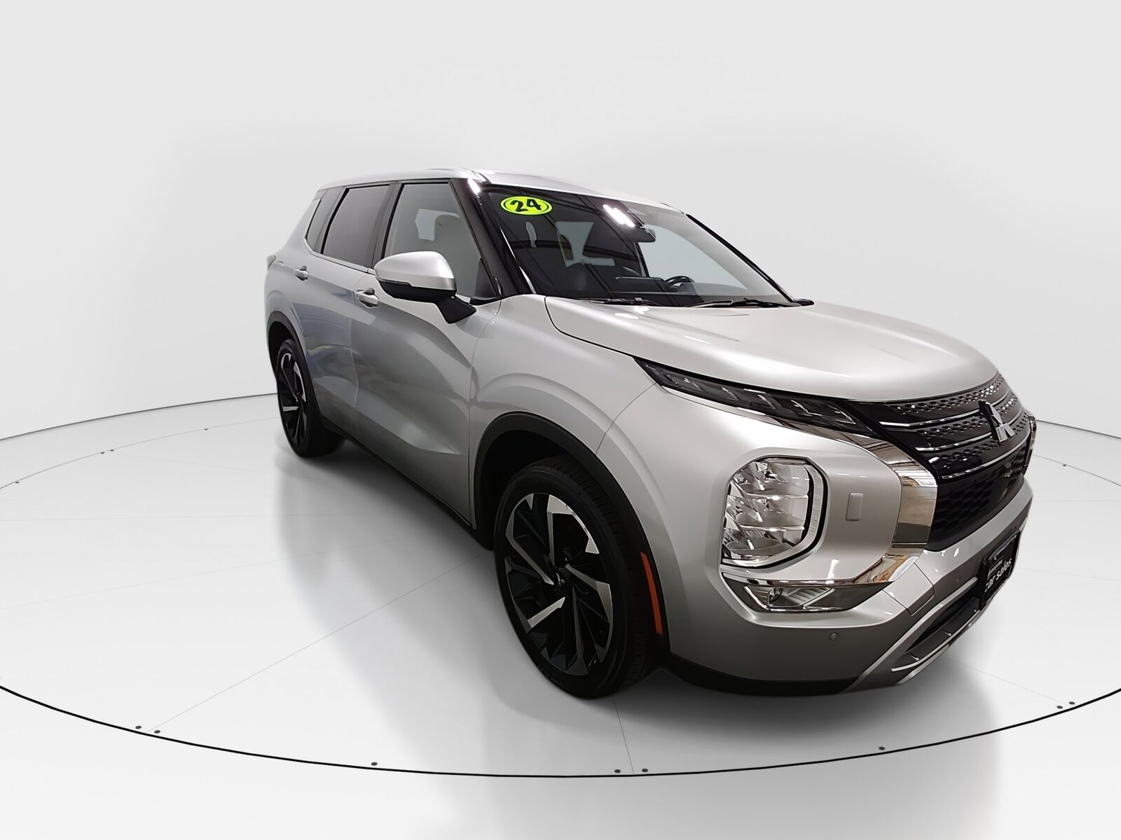 2024 MITSUBISHI Outlander