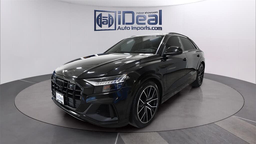 2022 AUDI SQ8
