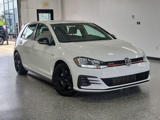 2021 VOLKSWAGEN Golf GTI