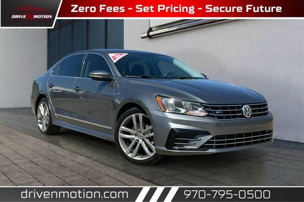 2017 VOLKSWAGEN Passat