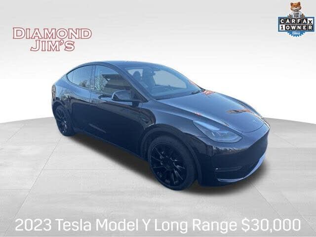 2023 TESLA Model Y