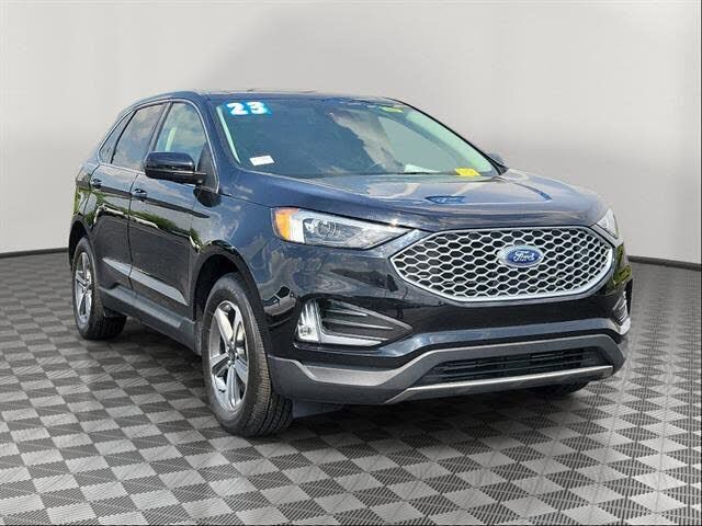 2023 FORD Edge