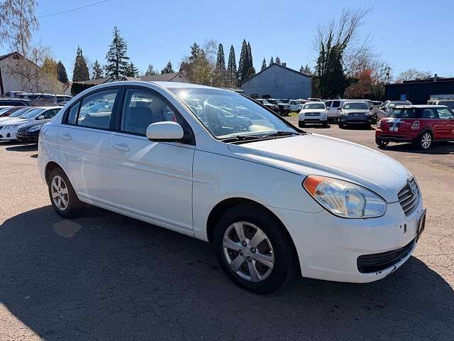 2011 HYUNDAI Accent