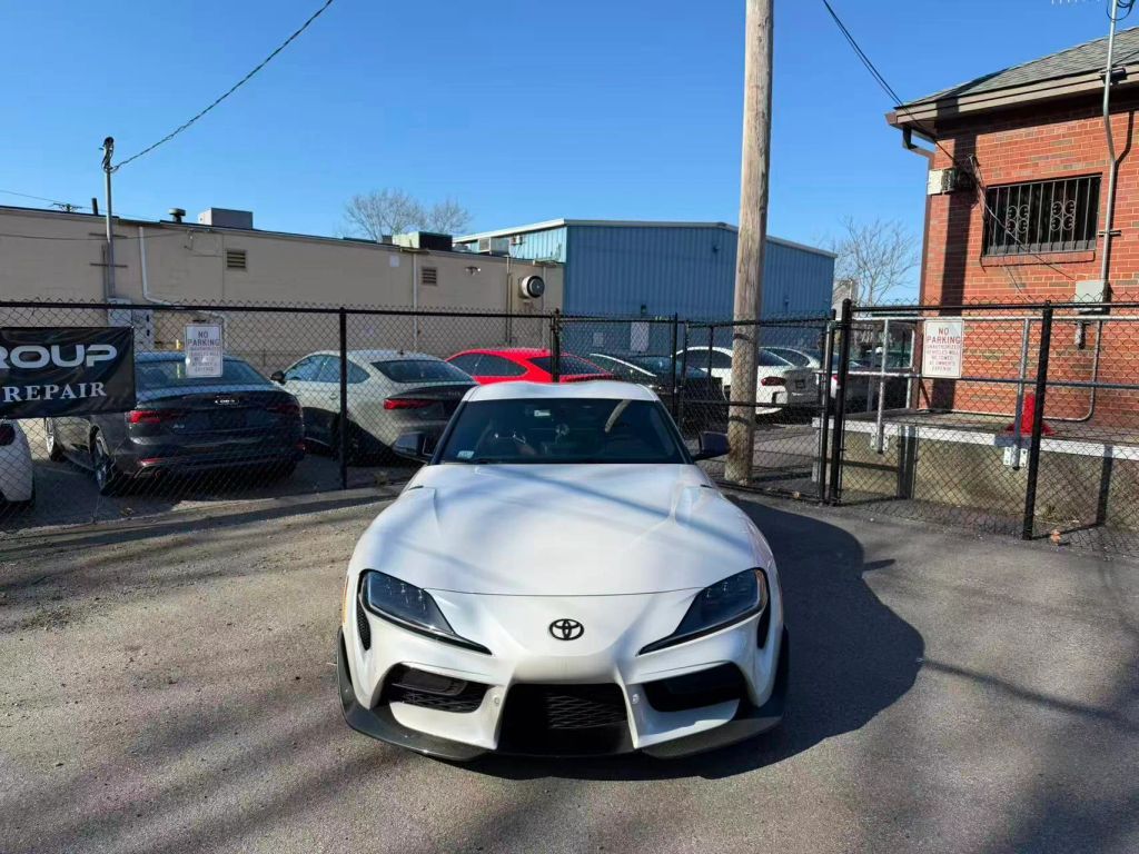 2022 TOYOTA Supra