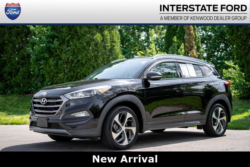 2016 HYUNDAI Tucson