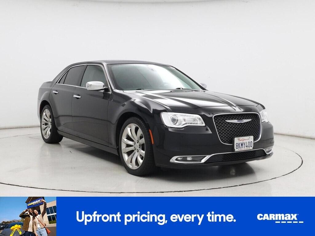 2019 CHRYSLER 300