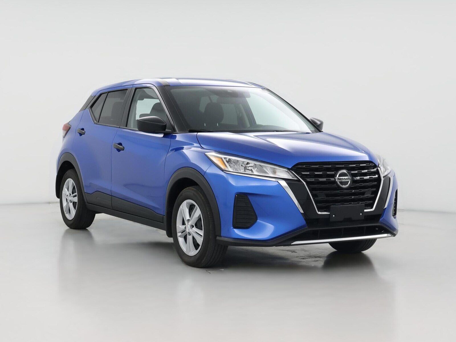 2021 NISSAN Kicks