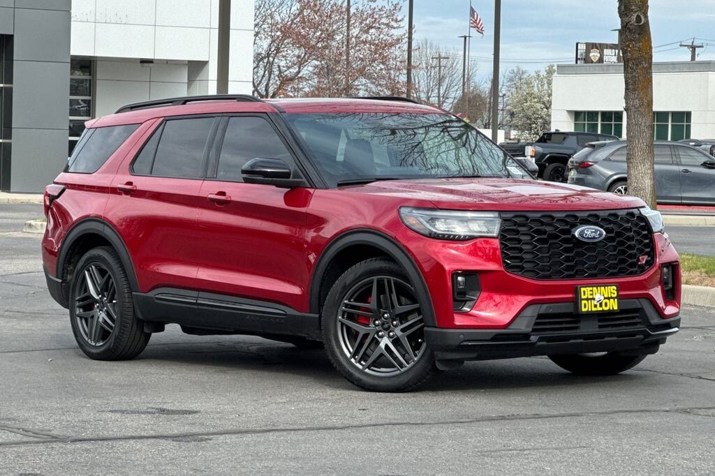 2025 FORD Explorer