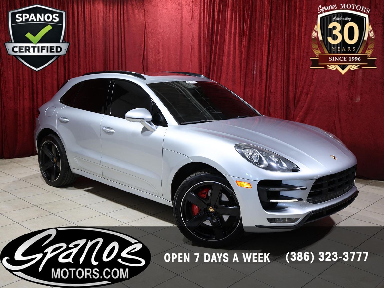 2015 PORSCHE Macan