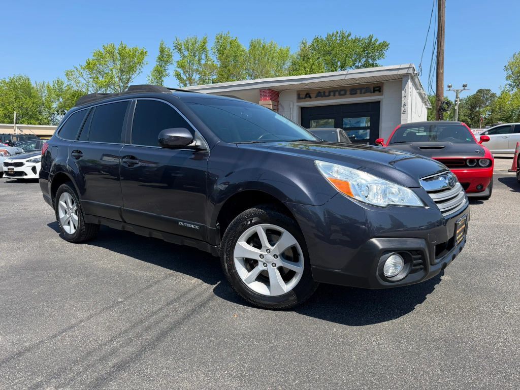 2013 SUBARU Outback