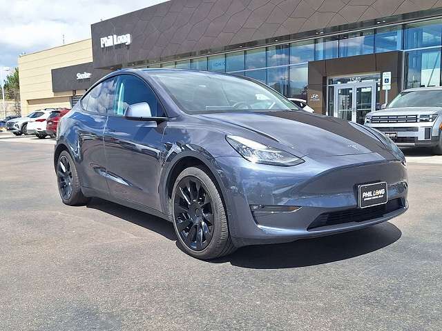 2021 TESLA Model Y