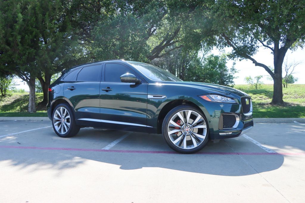 2017 JAGUAR F-Pace