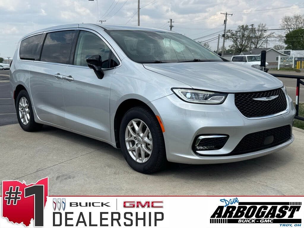 2024 CHRYSLER Pacifica