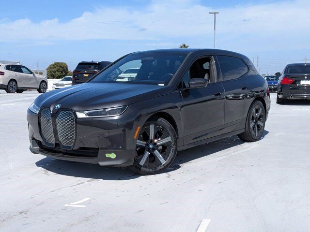 2023 BMW ix