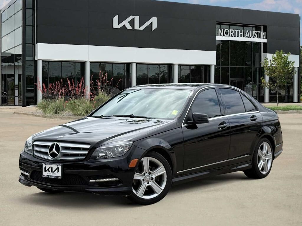 2011 MERCEDES-BENZ C-Class